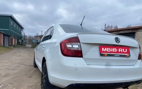 Skoda Rapid I, 2014 год, 900 000 рублей, 3 фотография