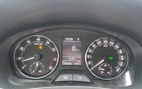 Skoda Rapid I, 2014 год, 900 000 рублей, 13 фотография