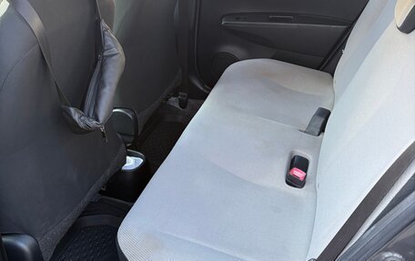 Toyota Vitz, 2013 год, 790 000 рублей, 9 фотография