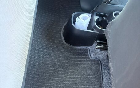 Toyota Vitz, 2013 год, 790 000 рублей, 14 фотография