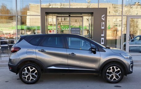 Renault Kaptur I рестайлинг, 2017 год, 1 499 000 рублей, 4 фотография