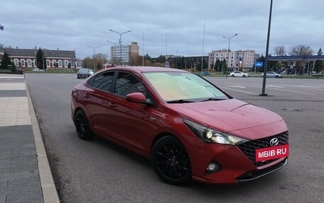 Hyundai Solaris II рестайлинг, 2021 год, 1 700 000 рублей, 7 фотография