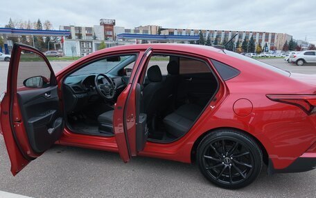 Hyundai Solaris II рестайлинг, 2021 год, 1 700 000 рублей, 12 фотография