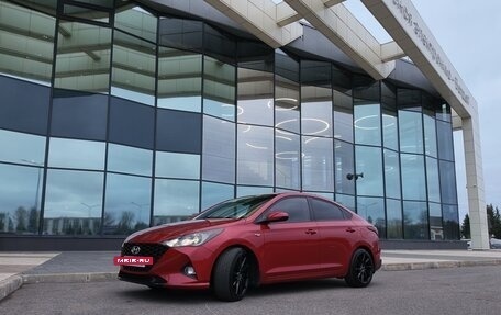 Hyundai Solaris II рестайлинг, 2021 год, 1 700 000 рублей, 2 фотография