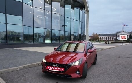 Hyundai Solaris II рестайлинг, 2021 год, 1 700 000 рублей, 8 фотография