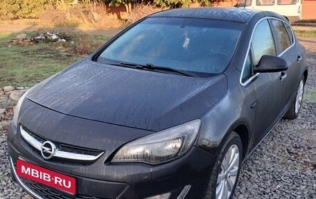 Opel Astra J, 2013 год, 775 000 рублей, 11 фотография