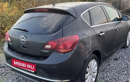 Opel Astra J, 2013 год, 775 000 рублей, 5 фотография
