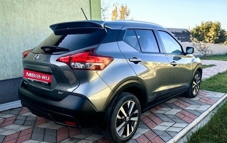 Nissan Kicks I, 2018 год, 1 499 999 рублей, 6 фотография