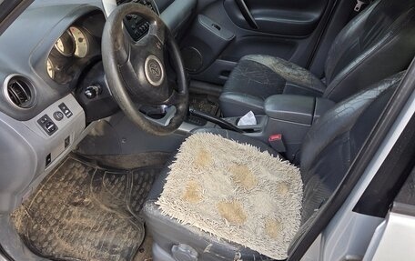 Toyota RAV4, 2003 год, 380 000 рублей, 9 фотография