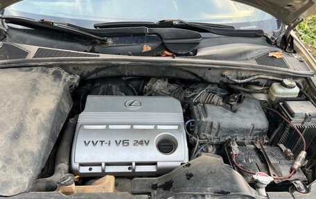 Lexus RX II рестайлинг, 2004 год, 1 115 000 рублей, 17 фотография
