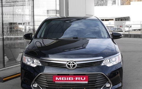 Toyota Camry, 2015 год, 1 998 000 рублей, 2 фотография