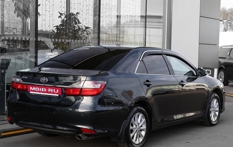 Toyota Camry, 2015 год, 1 998 000 рублей, 5 фотография
