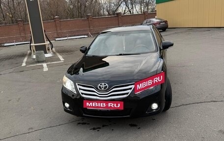 Toyota Camry, 2010 год, 1 250 000 рублей, 2 фотография