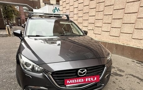 Mazda 3, 2018 год, 1 650 000 рублей, 17 фотография