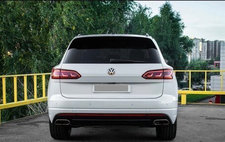 Volkswagen Touareg III, 2018 год, 5 360 000 рублей, 6 фотография