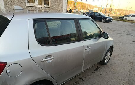 Skoda Fabia II, 2011 год, 350 000 рублей, 4 фотография