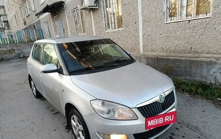 Skoda Fabia II, 2011 год, 350 000 рублей, 2 фотография