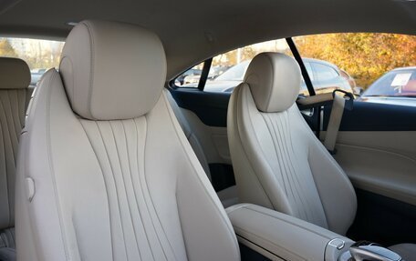 Mercedes-Benz E-Класс, 2018 год, 3 990 000 рублей, 14 фотография