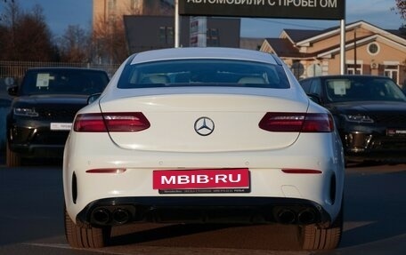 Mercedes-Benz E-Класс, 2018 год, 3 990 000 рублей, 6 фотография