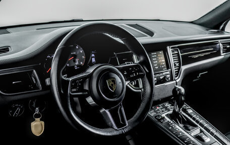 Porsche Macan I рестайлинг, 2015 год, 2 299 000 рублей, 19 фотография