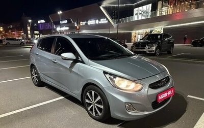 Hyundai Solaris II рестайлинг, 2011 год, 900 000 рублей, 1 фотография