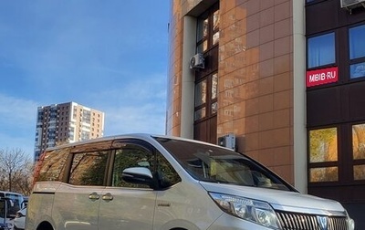 Toyota Esquire I, 2015 год, 2 000 000 рублей, 1 фотография