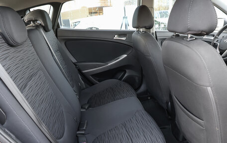 Hyundai Solaris II рестайлинг, 2015 год, 998 000 рублей, 11 фотография