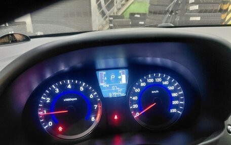 Hyundai Solaris II рестайлинг, 2015 год, 850 000 рублей, 3 фотография