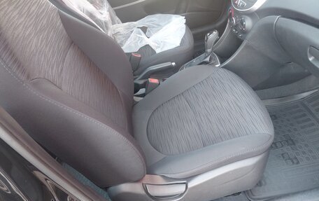 Hyundai Solaris II рестайлинг, 2015 год, 850 000 рублей, 8 фотография