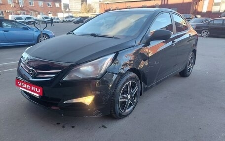 Hyundai Solaris II рестайлинг, 2015 год, 850 000 рублей, 5 фотография