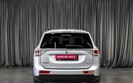 Mitsubishi Outlander III рестайлинг 3, 2012 год, 1 339 000 рублей, 4 фотография