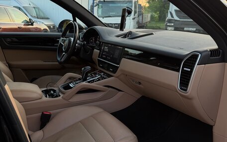 Porsche Cayenne III, 2018 год, 4 750 000 рублей, 15 фотография