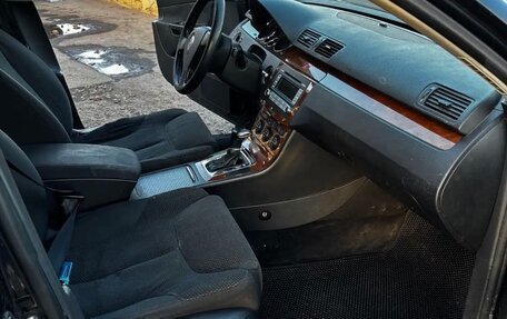 Volkswagen Passat B6, 2006 год, 235 000 рублей, 3 фотография