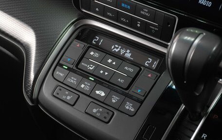Honda Stepwgn IV рестайлинг, 2017 год, 1 999 000 рублей, 14 фотография