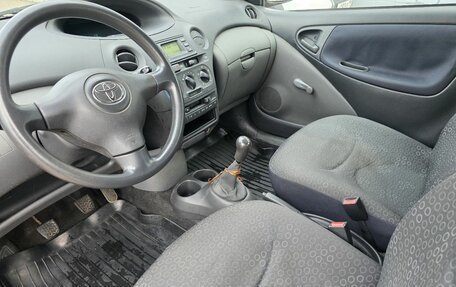 Toyota Yaris III, 2003 год, 222 000 рублей, 5 фотография