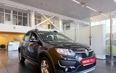Renault Sandero II рестайлинг, 2016 год, 939 000 рублей, 3 фотография