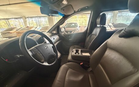 Hyundai Grand Starex Grand Starex I рестайлинг 2, 2016 год, 2 100 000 рублей, 7 фотография
