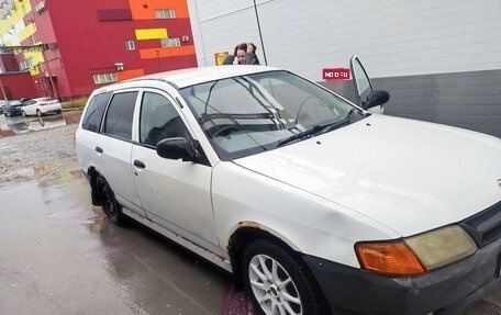 Nissan AD II, 2001 год, 135 000 рублей, 1 фотография