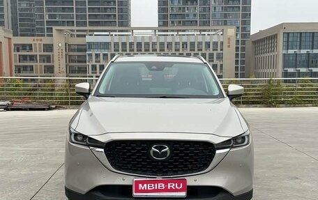 Mazda CX-5 II, 2023 год, 2 115 000 рублей, 1 фотография
