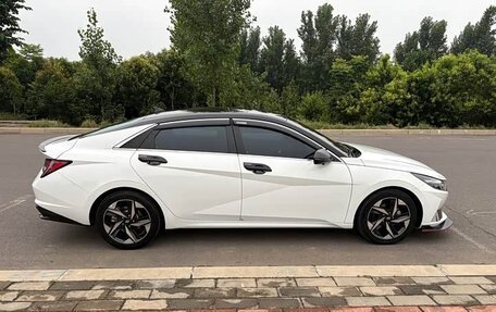 Hyundai Elantra, 2023 год, 1 415 000 рублей, 4 фотография