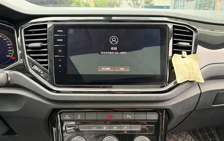 Volkswagen T-Roc I, 2022 год, 1 398 555 рублей, 12 фотография