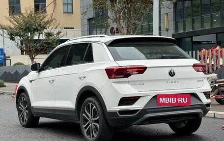 Volkswagen T-Roc I, 2022 год, 1 398 555 рублей, 4 фотография