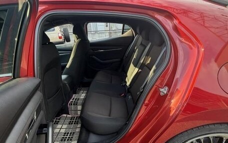 Mazda 3, 2023 год, 1 300 000 рублей, 21 фотография
