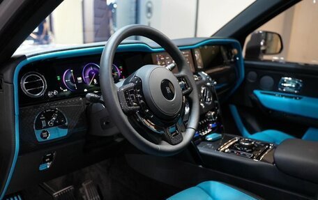 Rolls-Royce Cullinan, 2025 год, 49 000 000 рублей, 7 фотография
