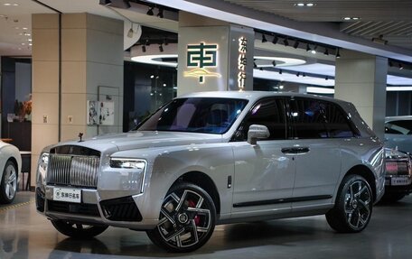 Rolls-Royce Cullinan, 2025 год, 49 000 000 рублей, 3 фотография