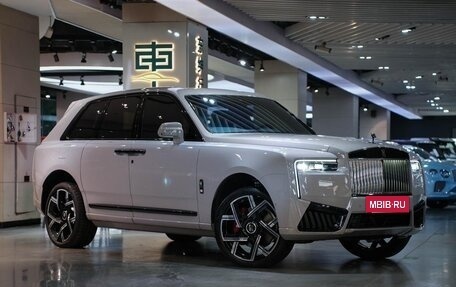 Rolls-Royce Cullinan, 2025 год, 49 000 000 рублей, 4 фотография