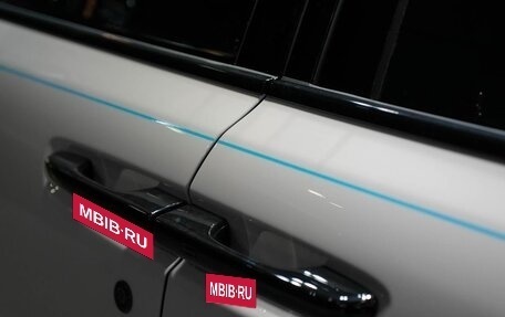 Rolls-Royce Cullinan, 2025 год, 49 000 000 рублей, 5 фотография