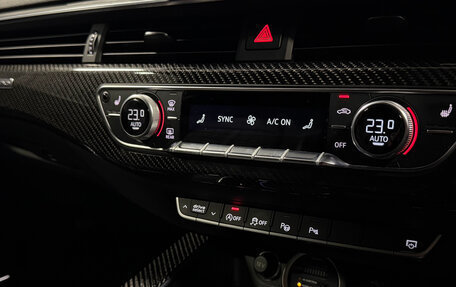 Audi RS 4, 2021 год, 7 650 000 рублей, 32 фотография