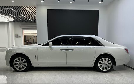 Rolls-Royce Ghost Series II рестайлинг, 2025 год, 43 000 000 рублей, 4 фотография