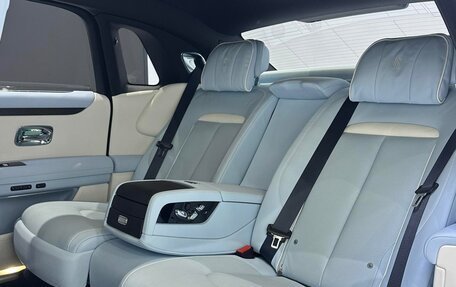 Rolls-Royce Ghost Series II рестайлинг, 2025 год, 43 000 000 рублей, 16 фотография